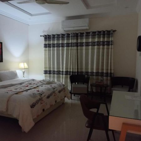 Hotel White House Residencia Rawalpindi Exterior foto